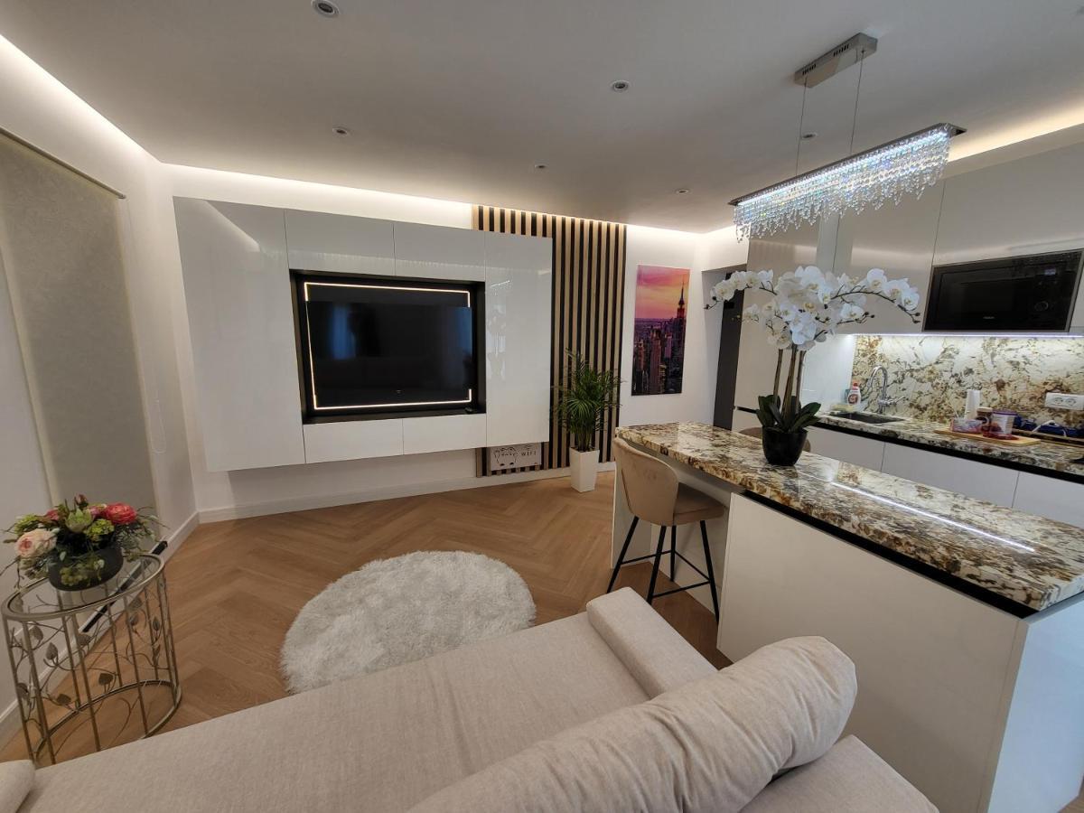 Grozavesti Luxury Apartment With 2 Rooms Βουκουρέστι Εξωτερικό φωτογραφία
